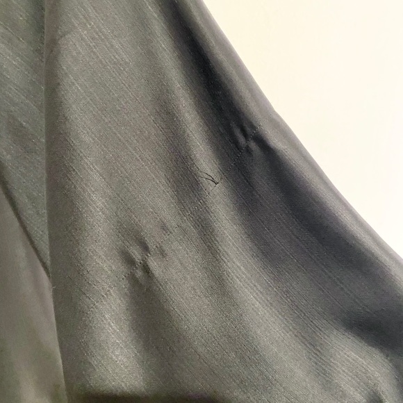 Elizabeth & James ‘Nolita’ Off-Shoulder Top - Picture 11 of 11